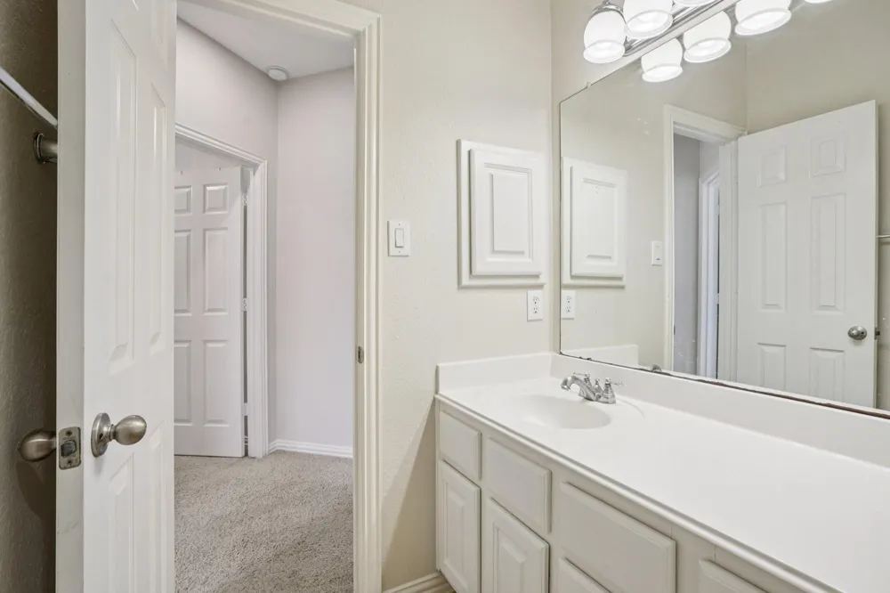 1314 Ravenel Lane Sugar Land, TX 77479