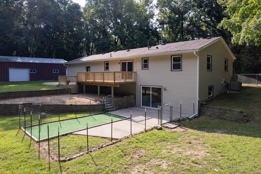5881 E Hj Avenue Kalamazoo, MI 49048