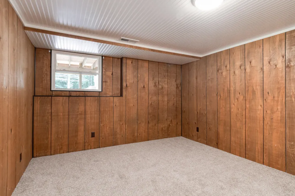 5881 E Hj Avenue Kalamazoo, MI 49048