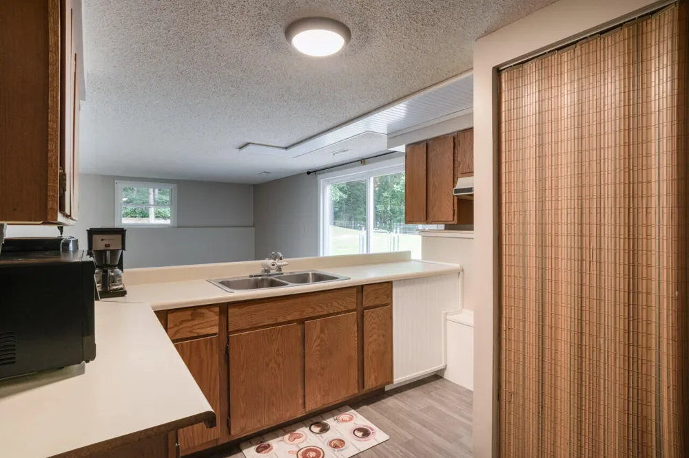 5881 E Hj Avenue Kalamazoo, MI 49048