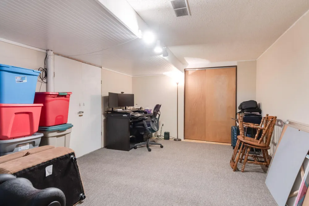 5881 E Hj Avenue Kalamazoo, MI 49048