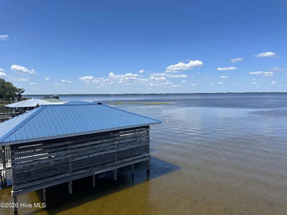3935 Waccamaw Shores Road Lake Waccamaw, NC 28450