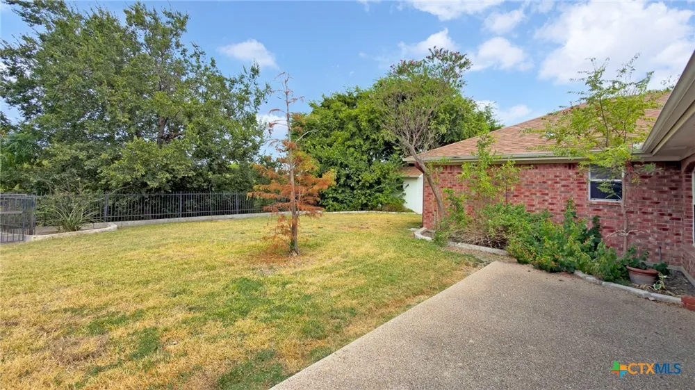 2005 Excel Drive Killeen, TX 76542