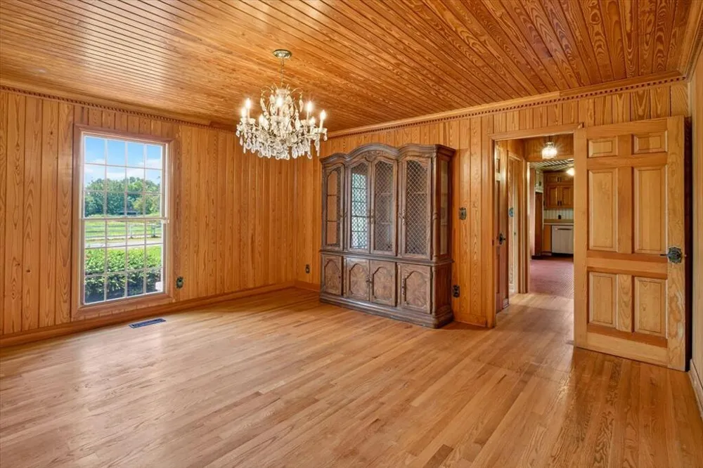 195 River Street Ellijay, GA 30540