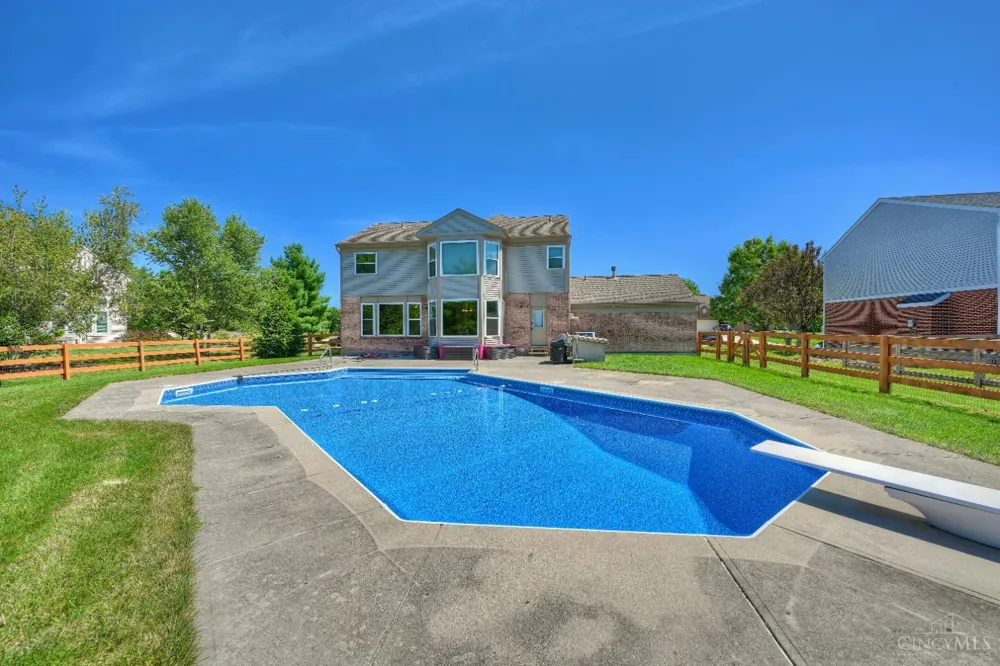 5925 Milburne Drive Miami, OH 45150