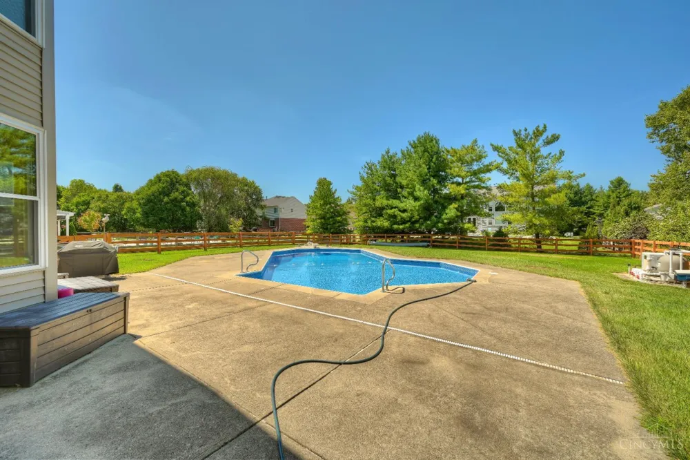 5925 Milburne Drive Miami, OH 45150