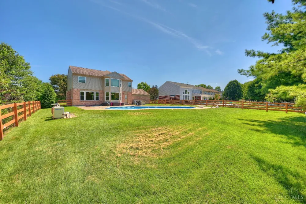 5925 Milburne Drive Miami, OH 45150