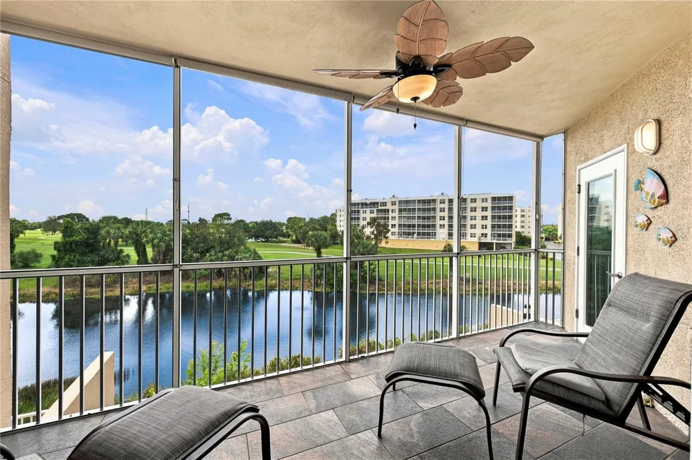 960 STARKEY ROAD #7205 Largo, FL 33771