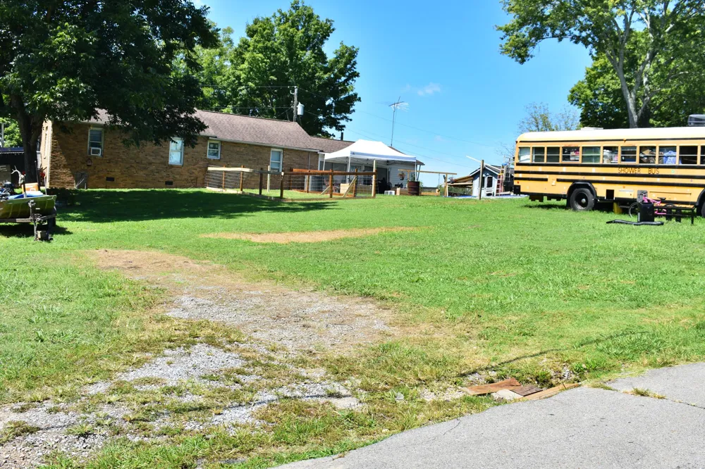 1512 Adams Street Athens, TN 37303
