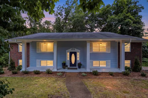 2824 Ridgecrest Drive