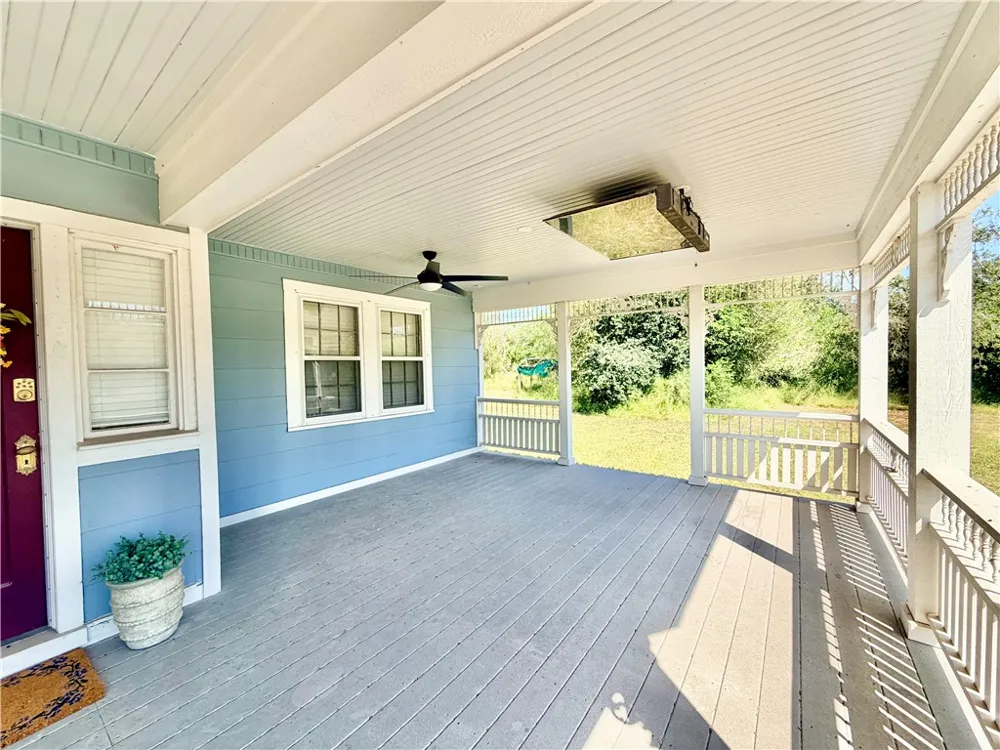 4750 Private Road 3915 Gregory, TX 78359