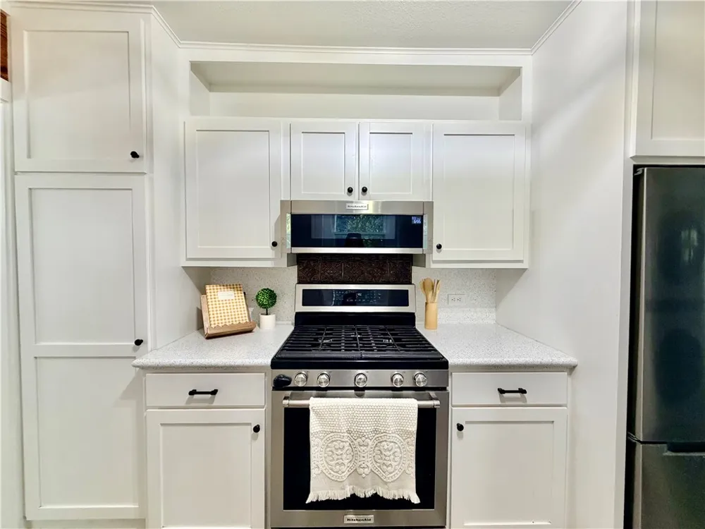 4750 Private Road 3915 Gregory, TX 78359