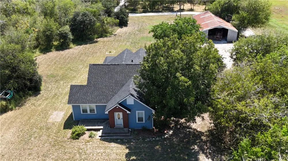 4750 Private Road 3915 Gregory, TX 78359