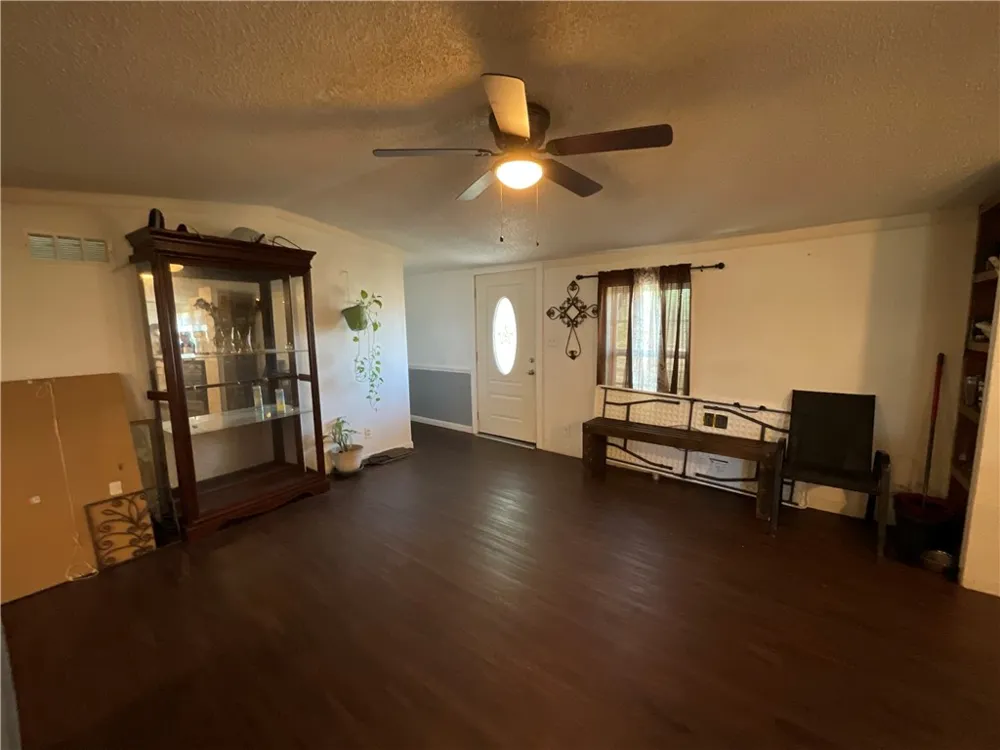 14552 County Road 1412 Sinton, TX 78387