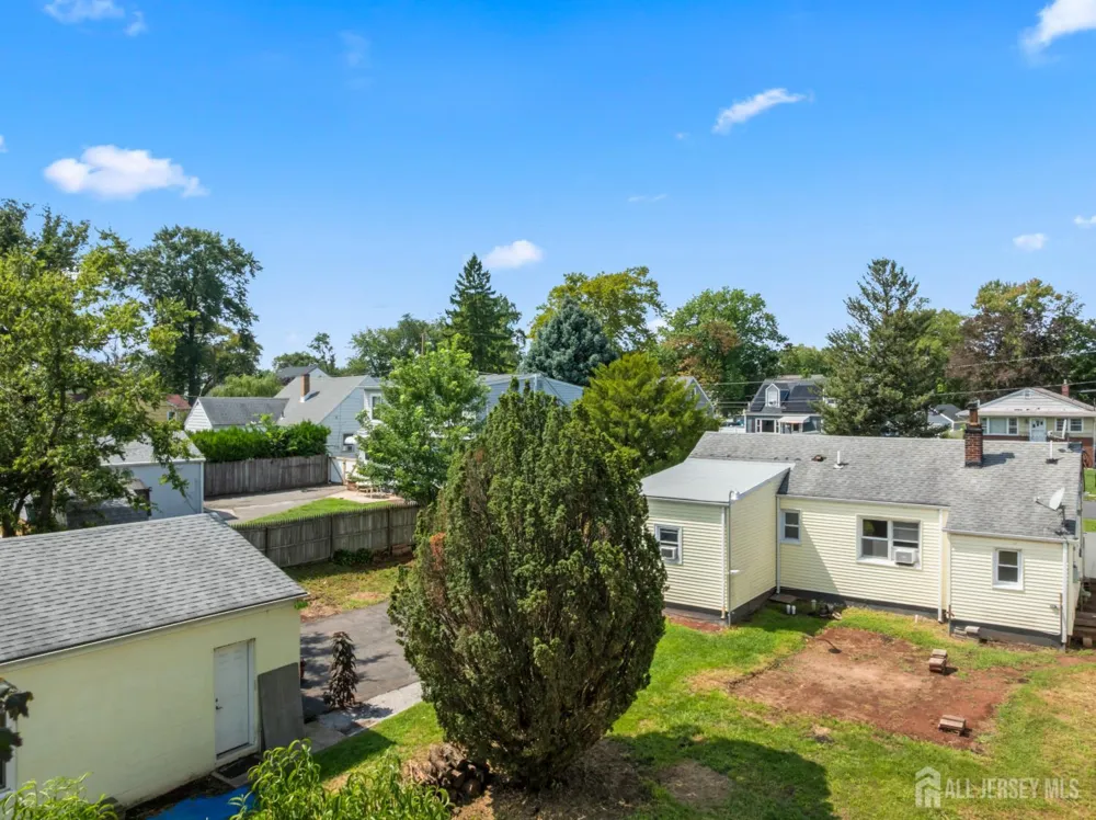 30 Runyon Avenue Edison, NJ 08817