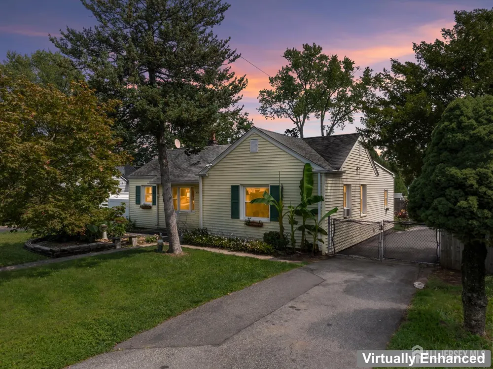 30 Runyon Avenue Edison, NJ 08817