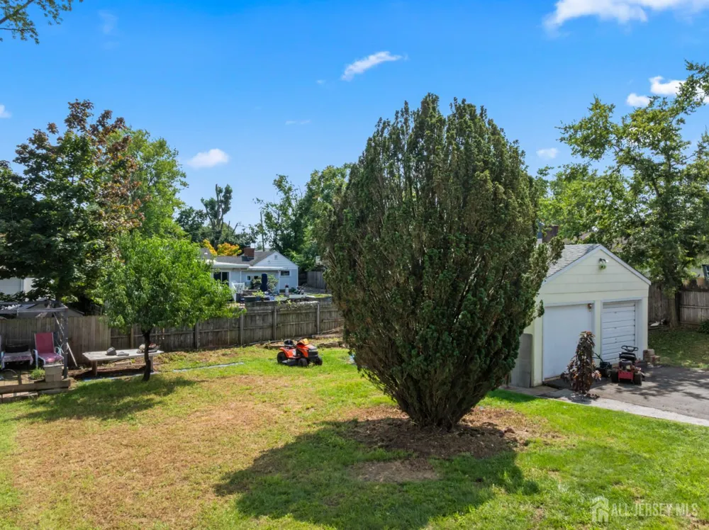 30 Runyon Avenue Edison, NJ 08817