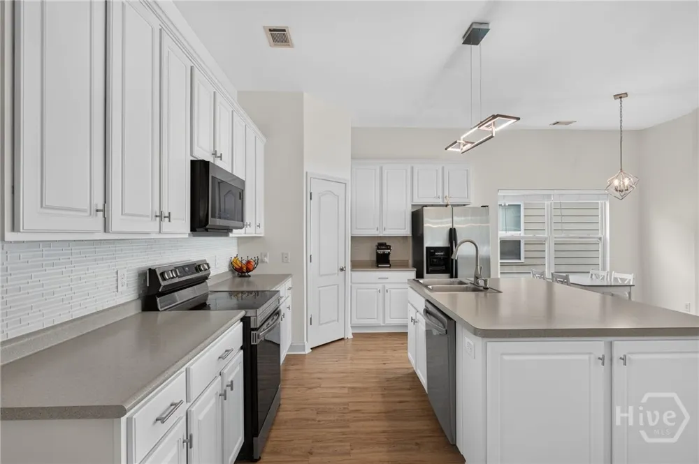 225 Clearwater Circle Port Wentworth, GA 31407