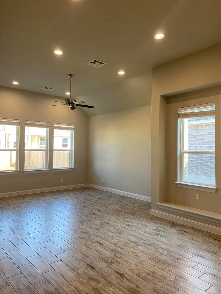 2229 Base Burner Path Leander, TX 78641
