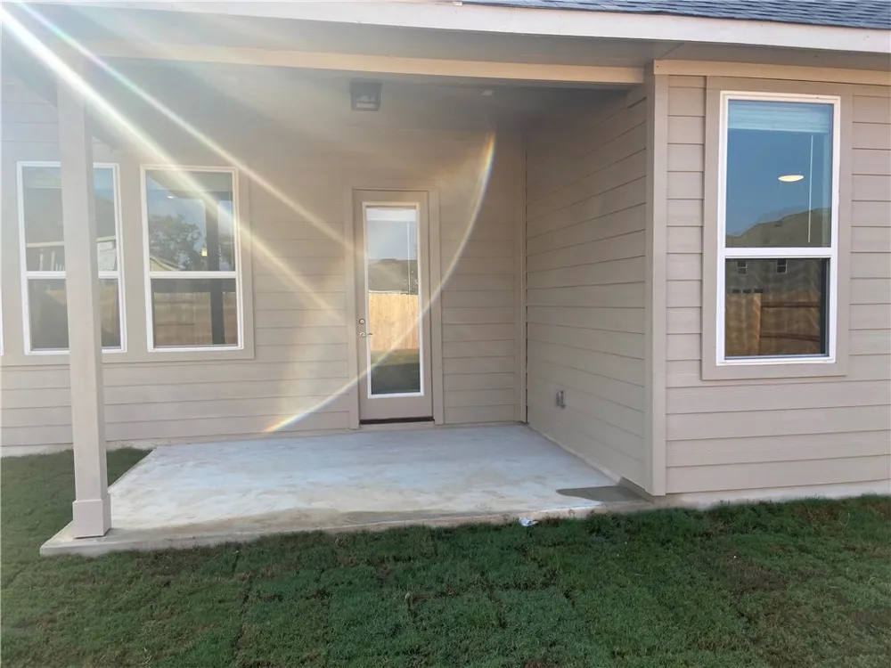 2229 Base Burner Path Leander, TX 78641