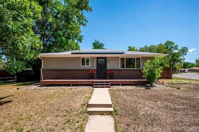 1820 S Teller Denver, CO 80232