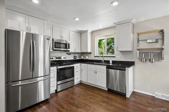1820 S Teller Denver, CO 80232