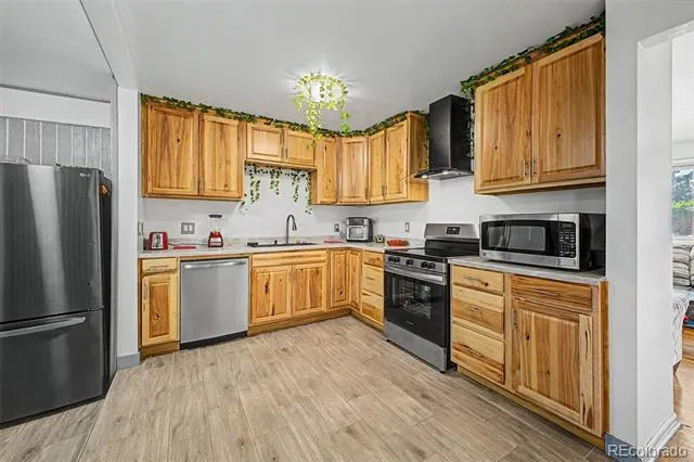 7940 Appleblossom Lane Westminster, CO 80030