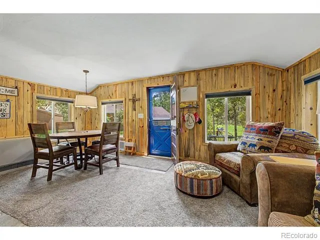 259 Riverside Drive Lyons, CO 80540