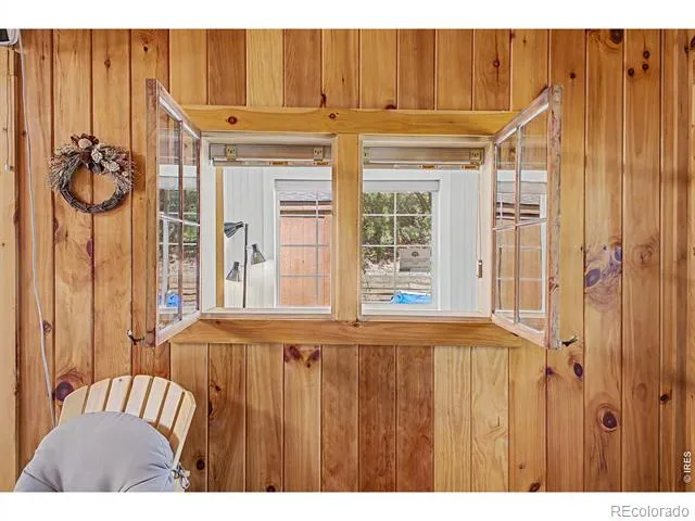 259 Riverside Drive Lyons, CO 80540