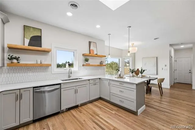 15583 Quivas Street Broomfield, CO 80023