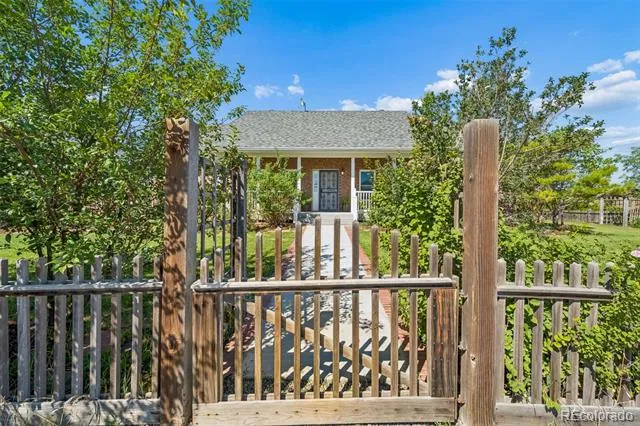 15583 Quivas Street Broomfield, CO 80023