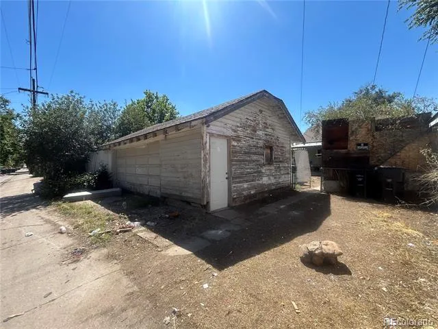 162 Hazel Court Denver, CO 80219