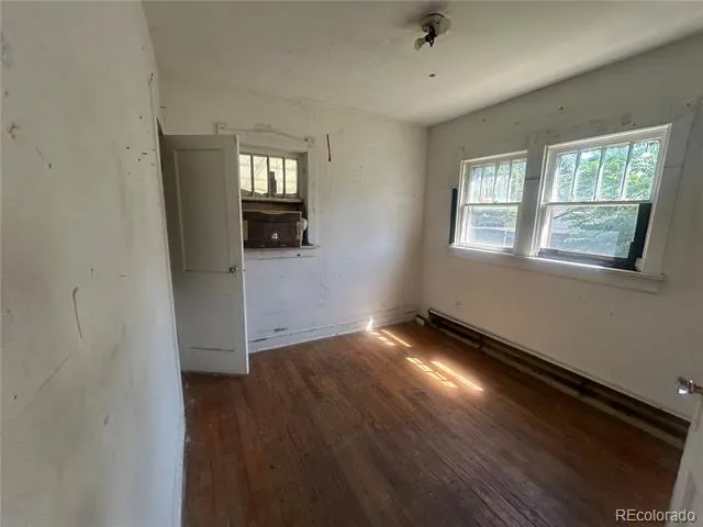 162 Hazel Court Denver, CO 80219