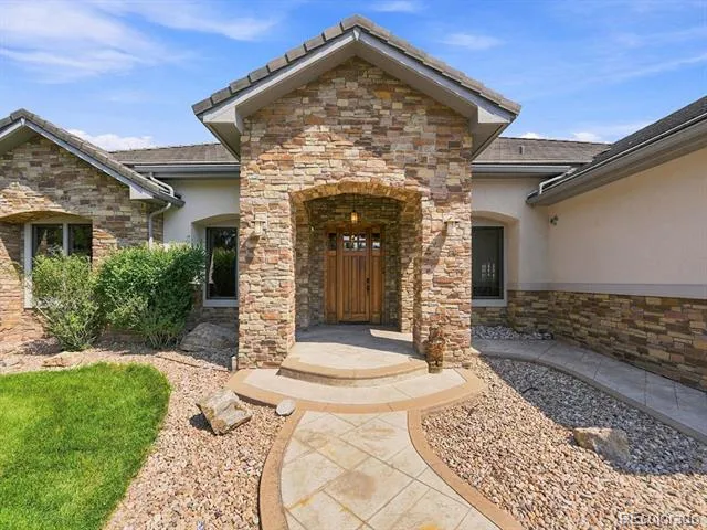9753 Falcon Roost Point Parker, CO 80138