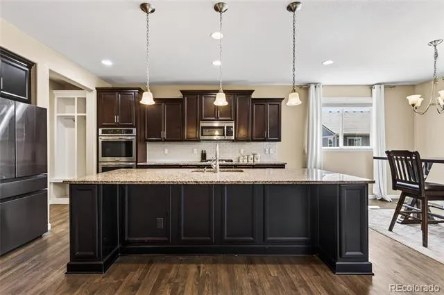 15424 E 115th Avenue Commerce City, CO 80022