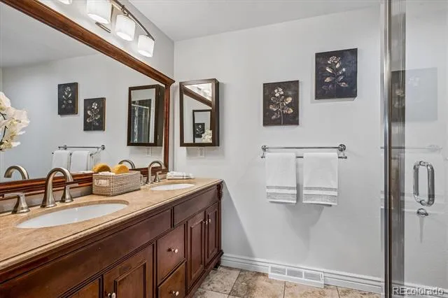 3924 S Wabash Street Denver, CO 80237