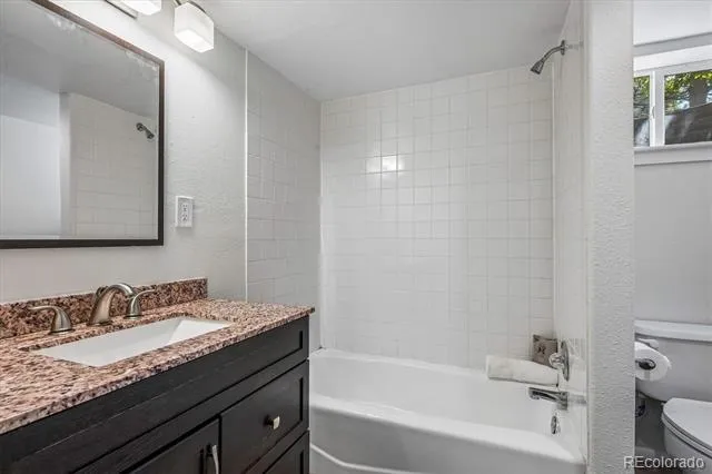 3924 S Wabash Street Denver, CO 80237