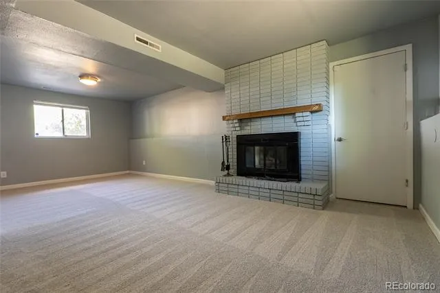 925 Arrawanna Street Colorado Springs, CO 80909