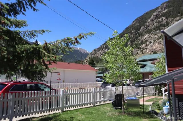 608 5th Street #B Georgetown, CO 80444