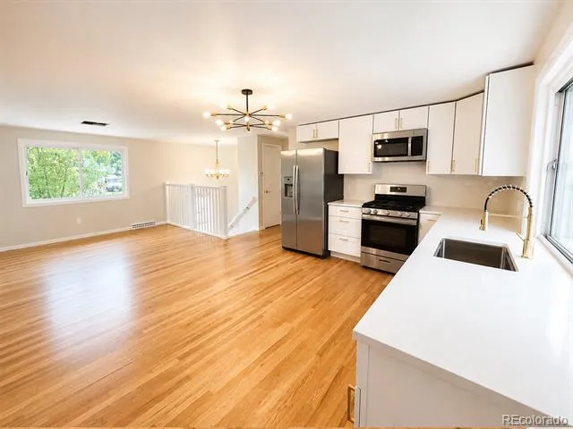 2862 S Ivan Way Denver, CO 80227