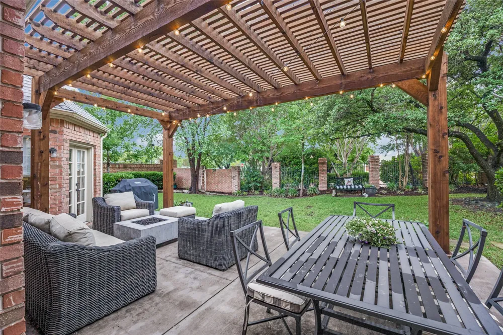 5604 Encore Drive Dallas, TX 75240