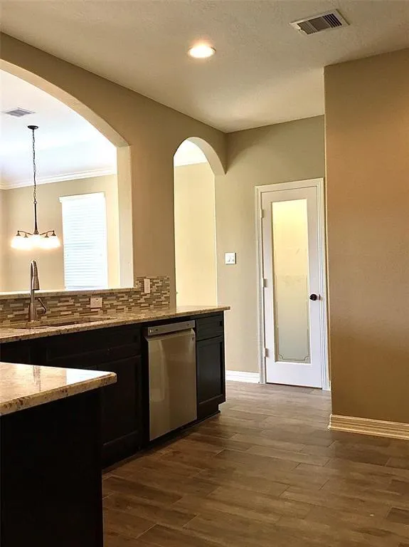 105 Mourning Dove Navasota, TX 77868