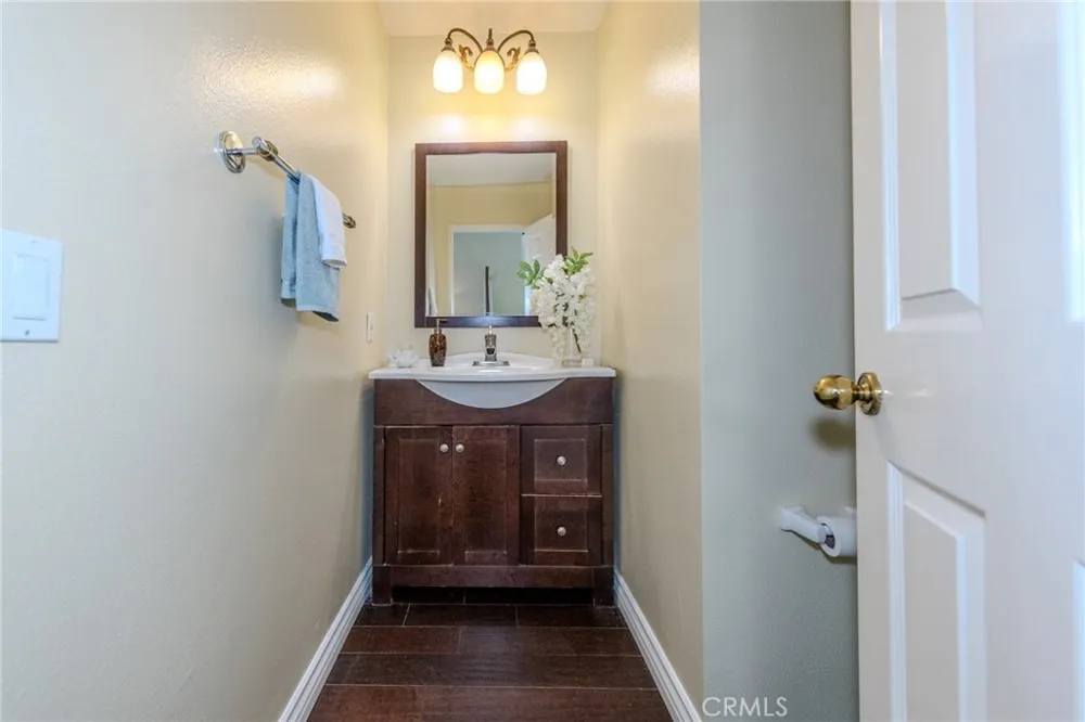 13362 Portal Tustin, CA 92782