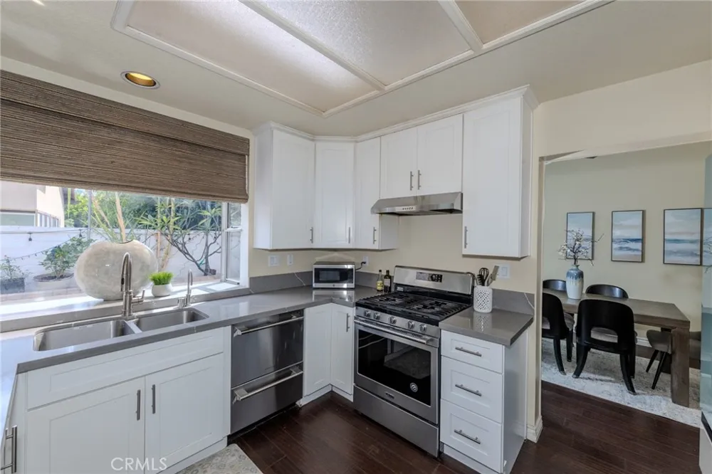 13362 Portal Tustin, CA 92782