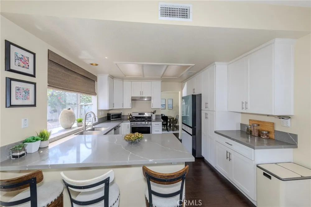13362 Portal Tustin, CA 92782