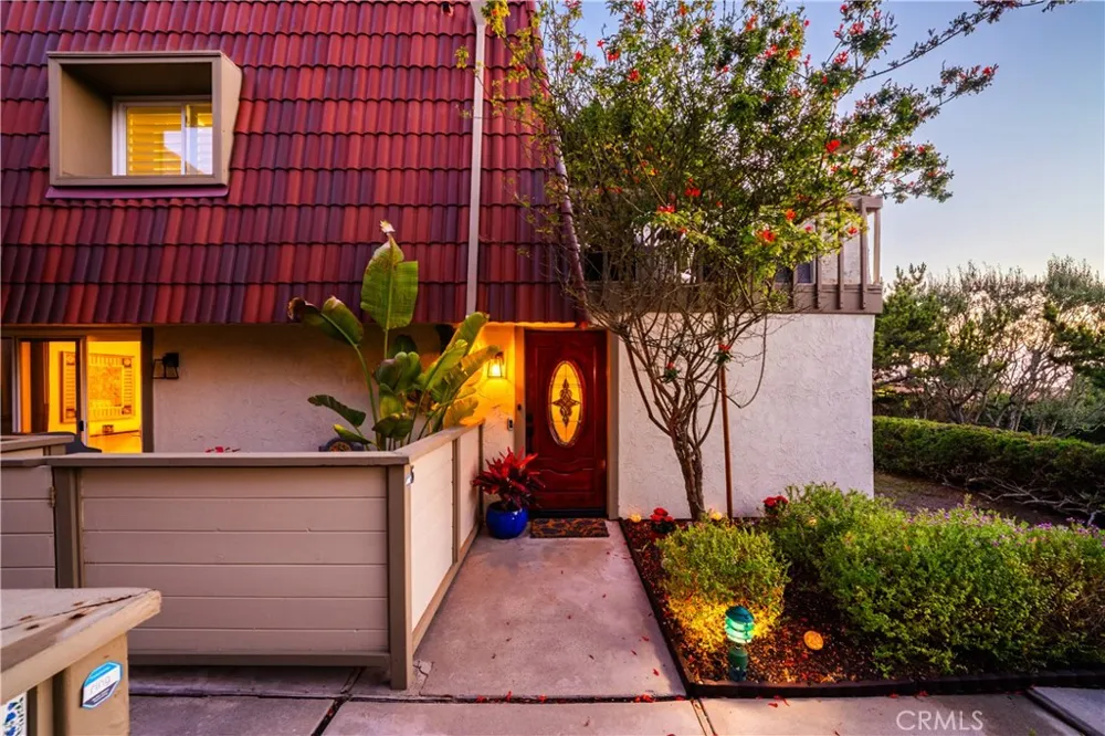 5 Cresta Verde Palos Verdes Peninsula, CA 90274