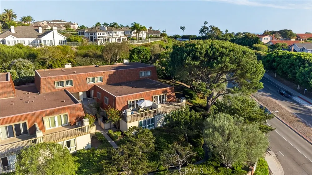 5 Cresta Verde Palos Verdes Peninsula, CA 90274