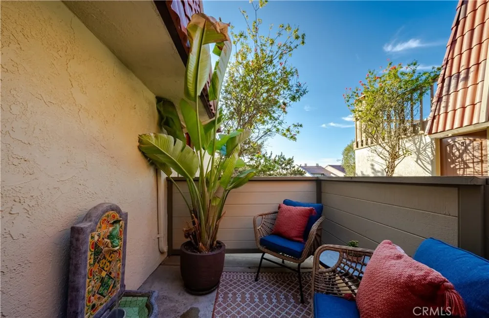 5 Cresta Verde Palos Verdes Peninsula, CA 90274