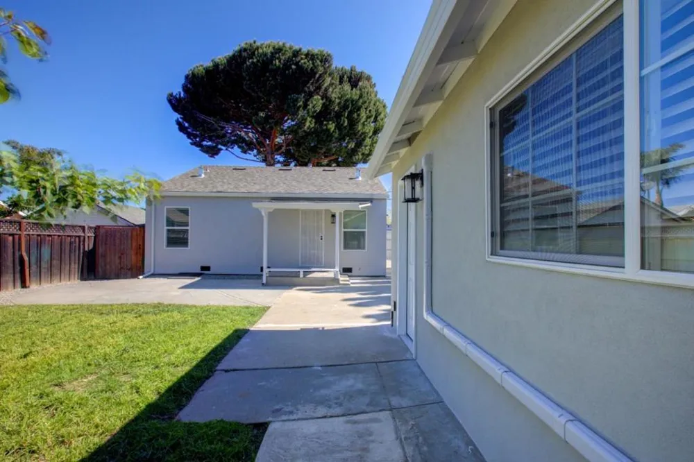 209 Mccreery Avenue San Jose, CA 95116