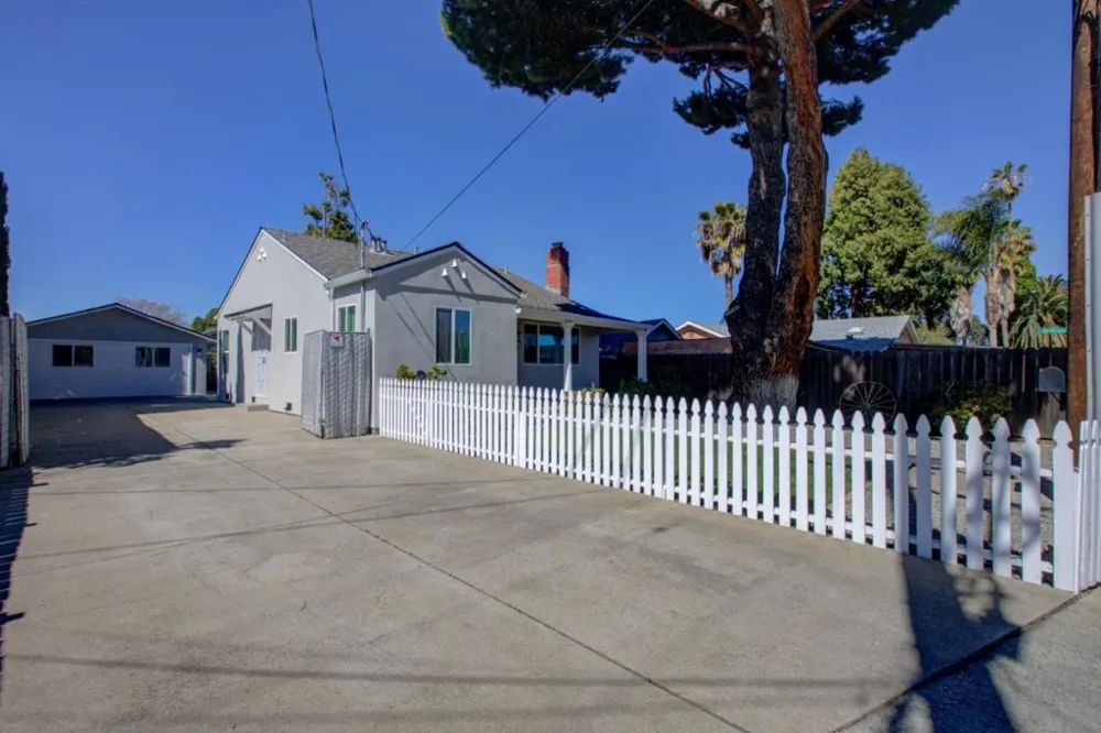209 Mccreery Avenue San Jose, CA 95116